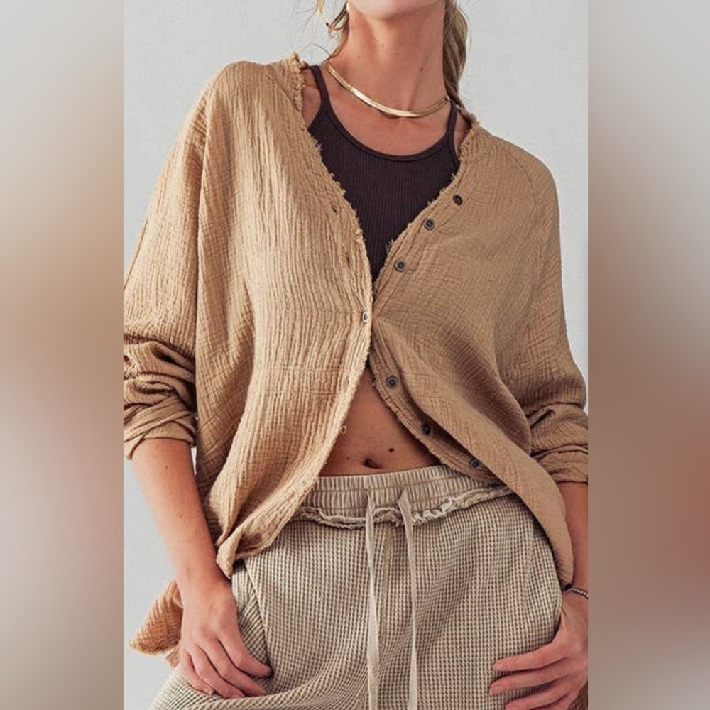 PREMIUM SOFT FRAYED HEM GAUZE WASHED SHIRT SIZE S